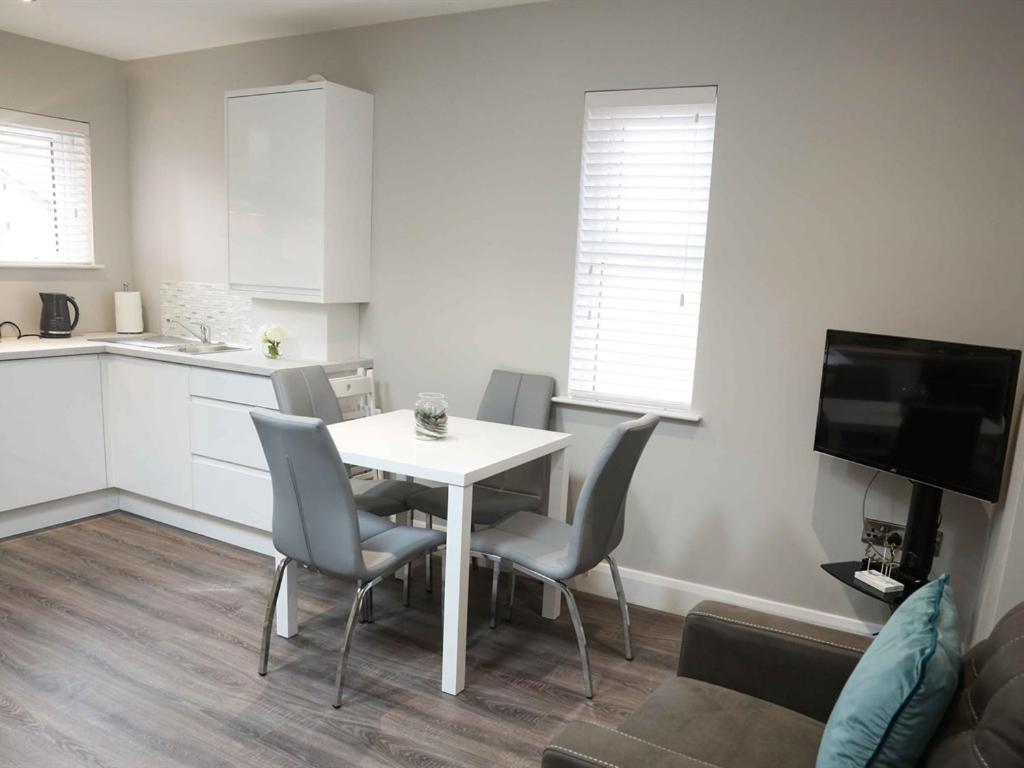 Apartment Serviced - Eglantine Belfast